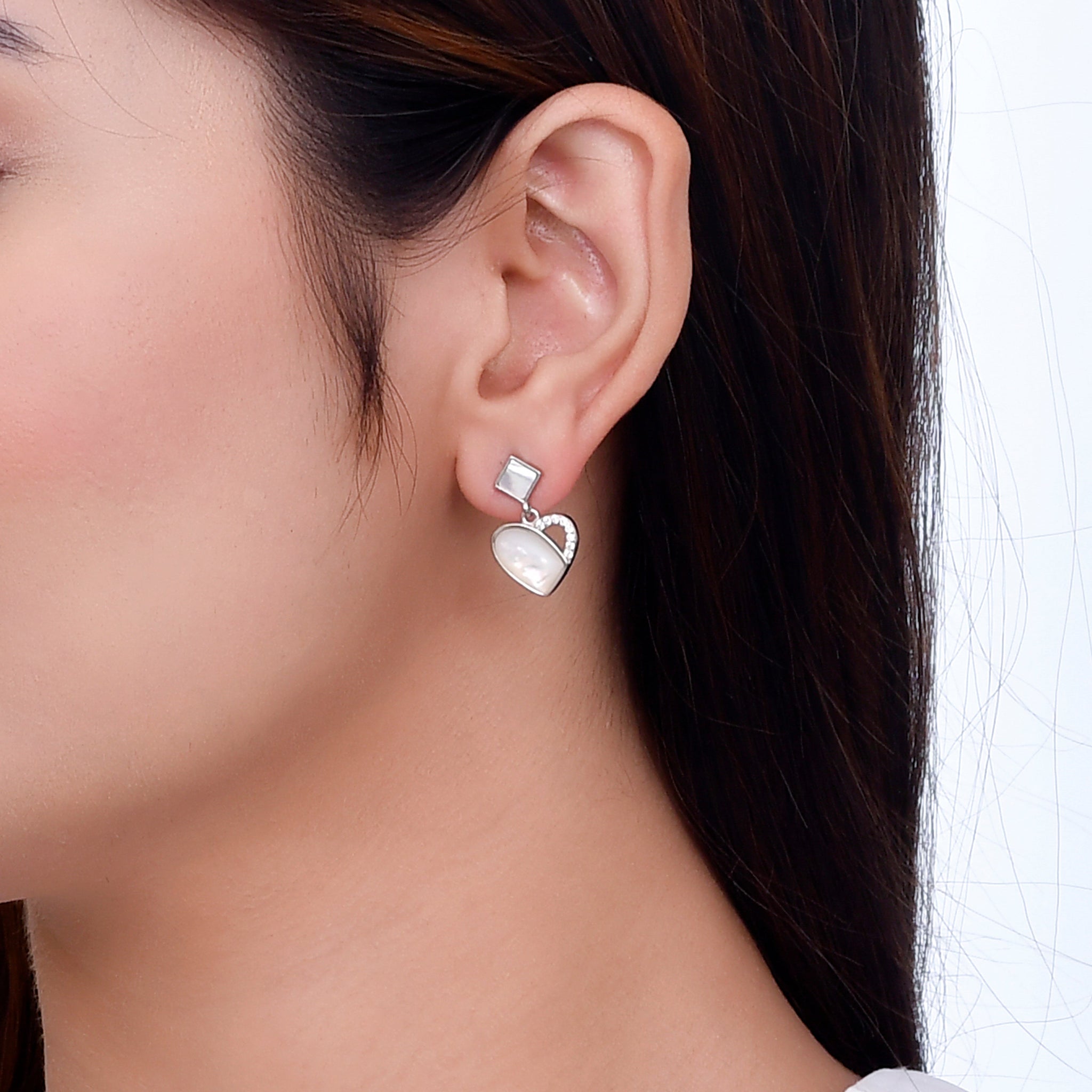 AAFREEN EARRINGS (STYLE 9682)