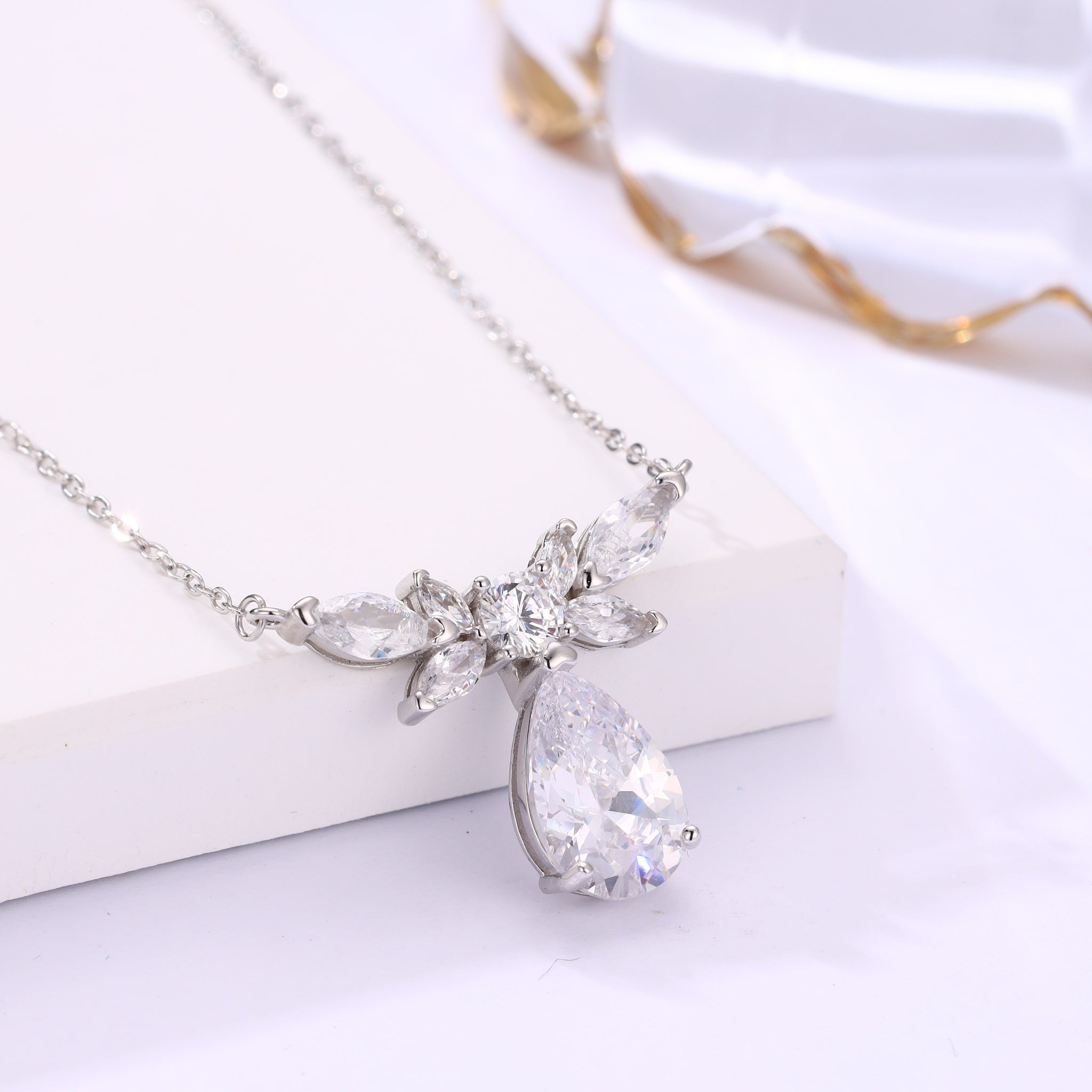 CHARM CHAIN (STYLE 14360)